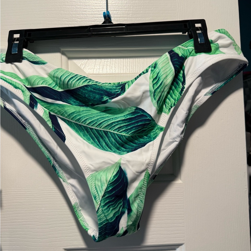 Green Bikini
